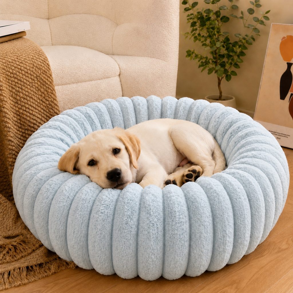 Plush Donut Pet Bed – Raised Rim Comfort